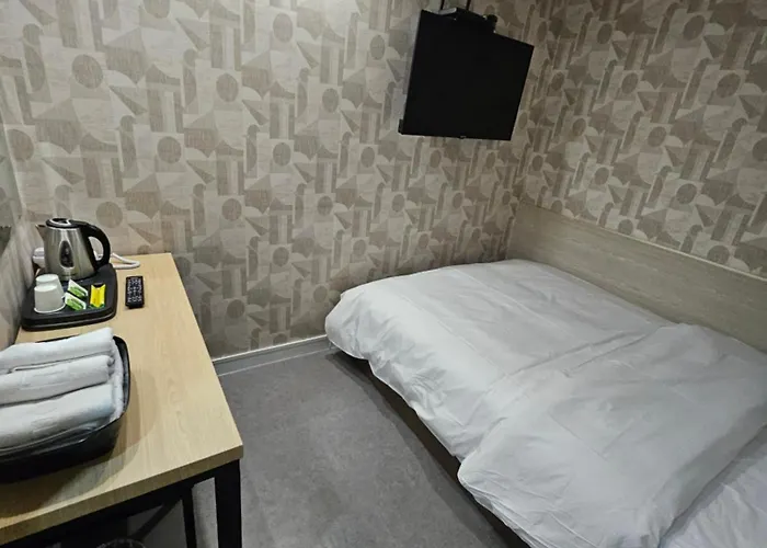 T Hotel *